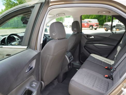 Certified 2023 Chevrolet Equinox LT AWD/4WD image 16