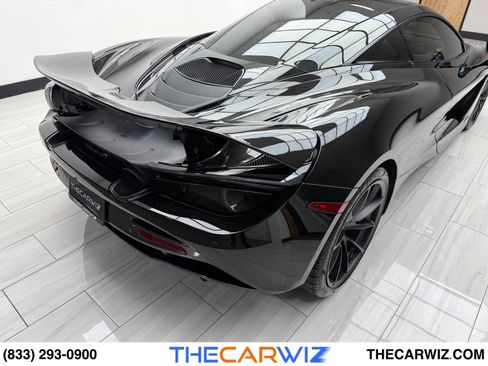 Used 2018 McLaren 720S Performance image 20