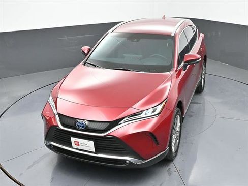 Certified 2024 Toyota Venza Limited AWD/4WD image 38