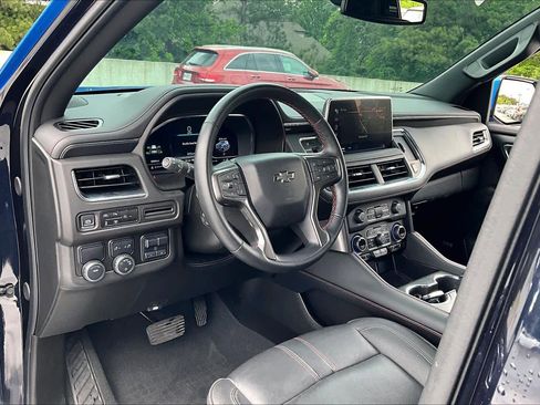 Used 2024 Chevrolet Tahoe RST w/ Luxury Package RWD image 18