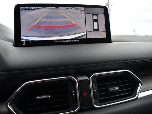 New 2025 MAZDA CX-5 Signature image 17