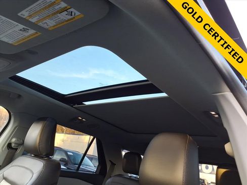 Certified 2022 Ford Explorer XLT w/ Equipment Group 202A image 16