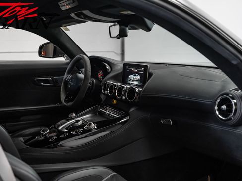 Used 2018 Mercedes-Benz AMG GT R image 49