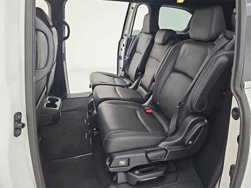Used 2023 Honda Odyssey Sport image 26