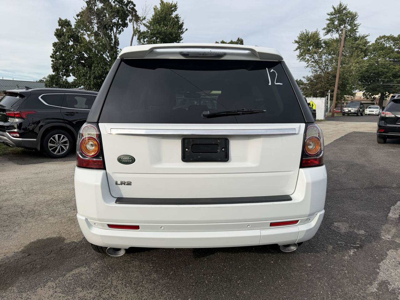 Used 2015 Land Rover LR2 AWD/4WD image 7