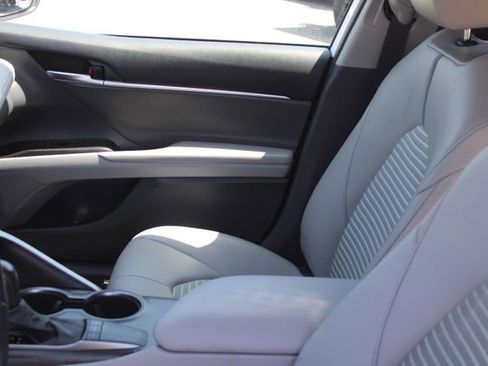 Used 2023 Toyota Camry SE FWD image 30