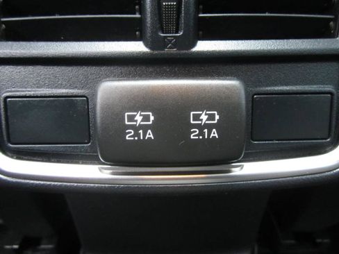 Used 2020 Subaru Forester Limited image 53