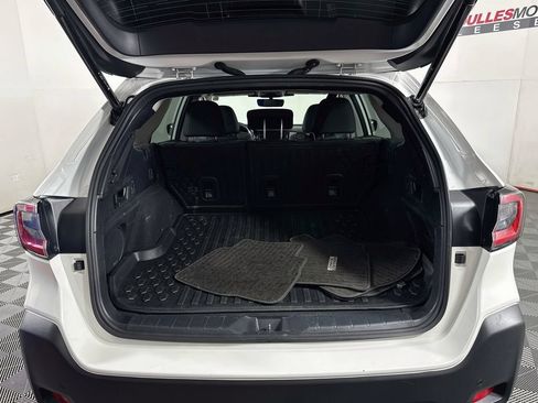 Used 2025 Subaru Outback Onyx Edition AWD/4WD image 27