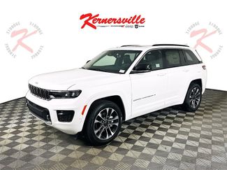 New 2025 Jeep Grand Cherokee Overland video 3