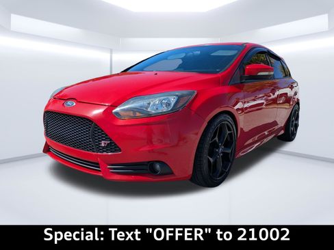 Used 2014 Ford Focus ST FWD image 8