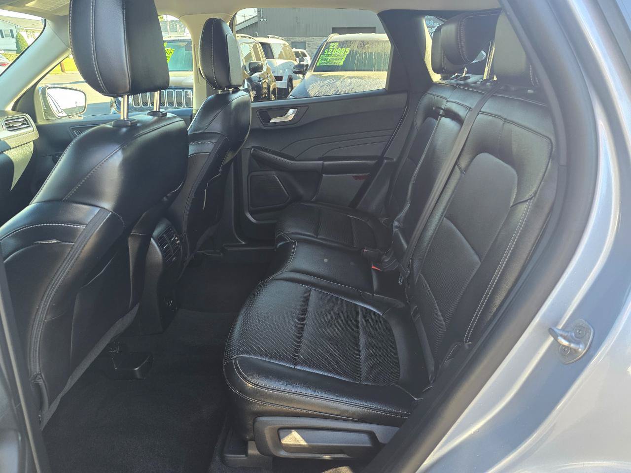Used 2022 Ford Escape Titanium AWD/4WD image 14