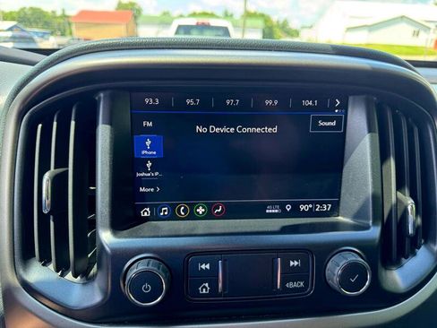 Used 2022 Chevrolet Colorado Z71 w/ Safety Package image 20