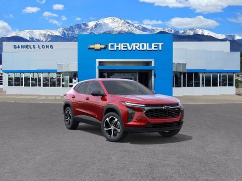 New 2026 Chevrolet Trax RS w/ Sunroof Package FWD image 1
