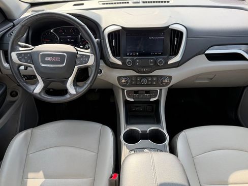 Used 2022 GMC Terrain SLT image 15