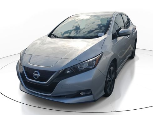 Used 2019 Nissan Leaf SV Plus w/ SV Plus Technology Package image 2