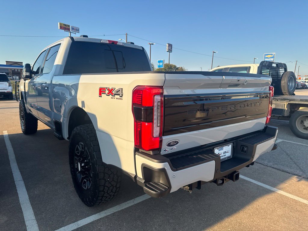 Used 2026 Ford F250 Platinum AWD/4WD image 7