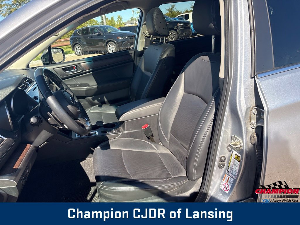 Used 2019 Subaru Outback 2.5i Limited AWD/4WD image 11