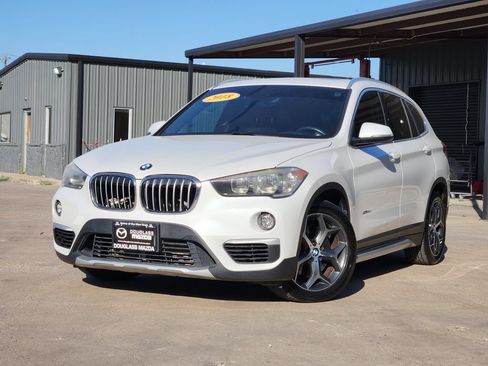 Used 2018 BMW X1 xDrive28i AWD/4WD image 1