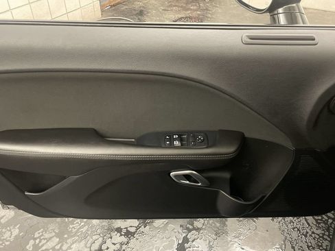Used 2018 Dodge Challenger SXT w/ Blacktop Package RWD image 14