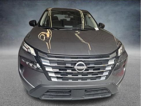 Used 2024 Nissan Rogue S FWD image 10