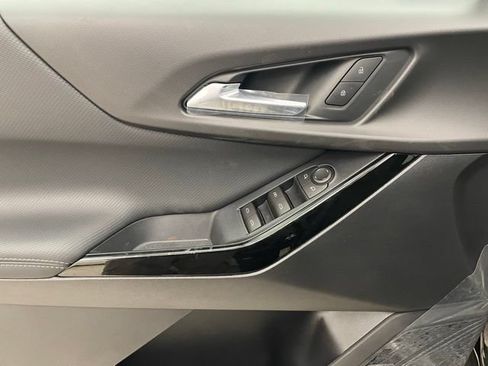 New 2026 Chevrolet Equinox LT AWD/4WD image 9