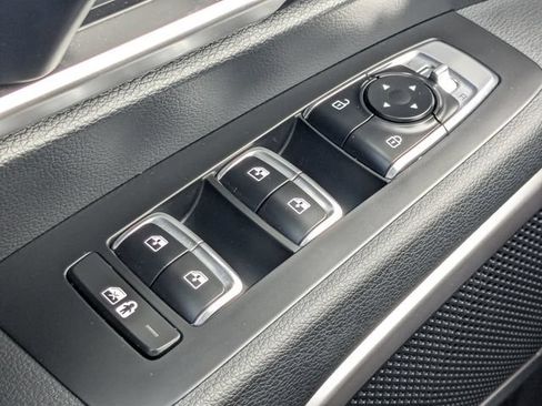 Certified 2025 Kia Telluride S FWD image 34
