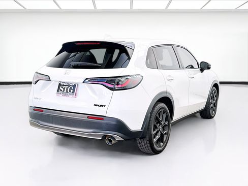 Used 2023 Honda HR-V Sport image 4