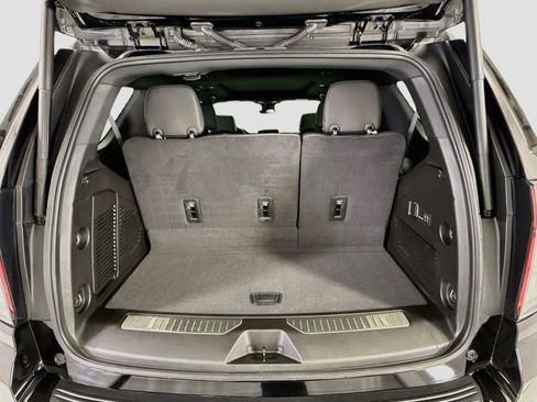 Used 2024 Chevrolet Tahoe High Country AWD/4WD image 27