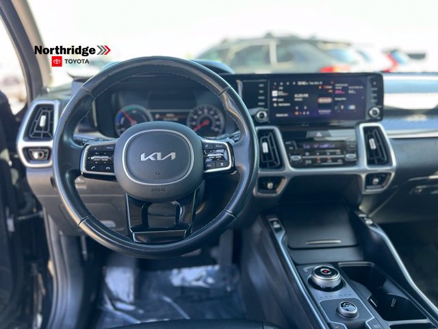 Used 2023 Kia Sorento EX FWD image 11