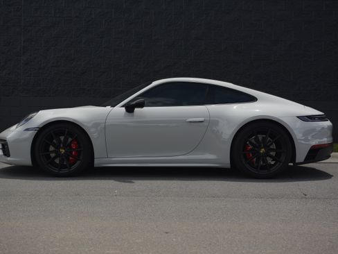 Certified 2022 Porsche 911 Carrera S RWD image 2