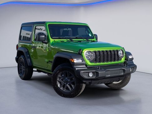Used 2026 Jeep Wrangler Sport AWD/4WD image 3