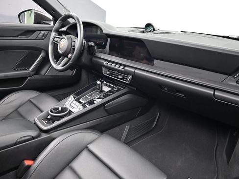 Certified 2025 Porsche 911 Carrera 4 GTS AWD/4WD image 11