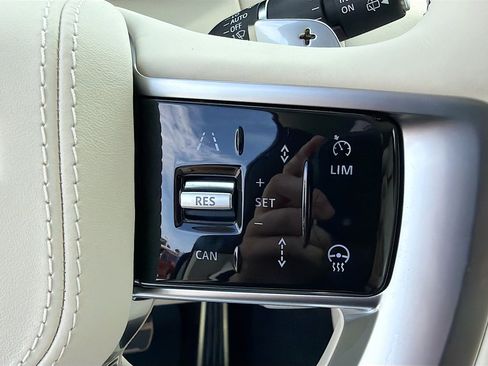 New 2026 Land Rover Range Rover SE AWD/4WD image 38
