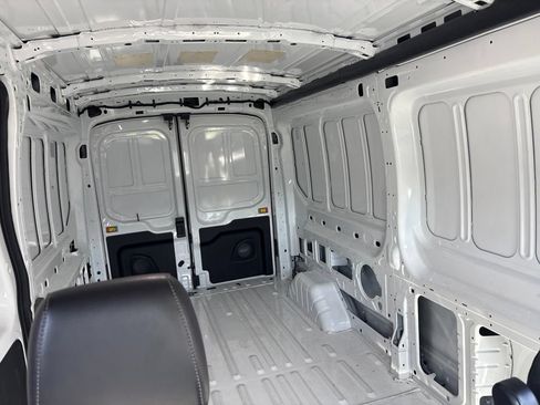 Certified 2023 Ford E-Transit Medium Roof RWD image 8