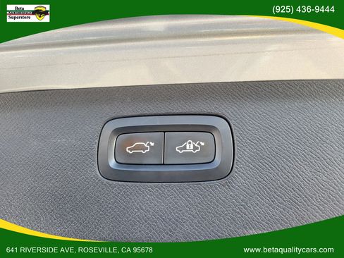 Used 2017 Volvo XC90 T6 R-Design w/ Vision Package image 57