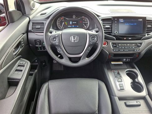 Used 2023 Honda Ridgeline RTL-E image 11