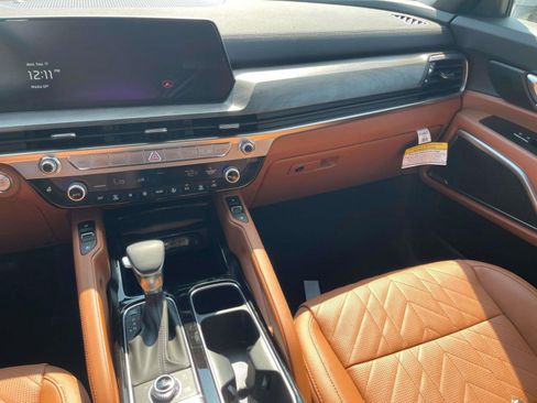 New 2025 Kia Telluride AWD image 13