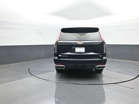 Used 2023 Cadillac Escalade Premium Luxury Platinum w/ Heavy-Duty Trailer Package AWD/4WD image 6
