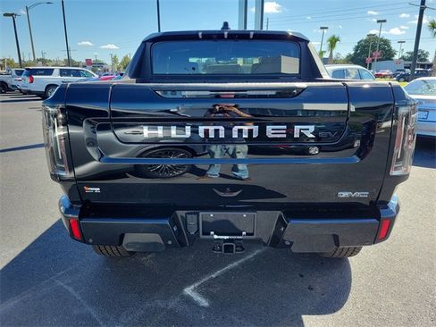New 2026 GMC Hummer EV 4x4 Crew Cab image 4