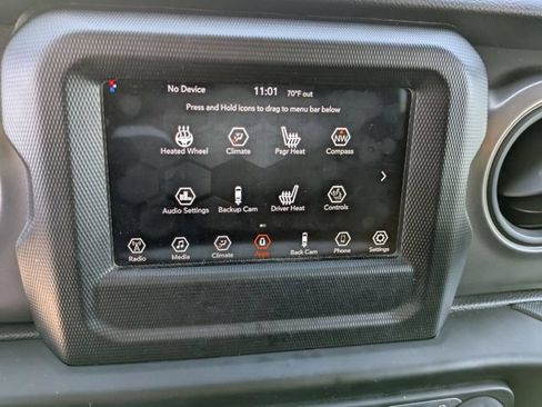 Used 2022 Jeep Wrangler Sport AWD/4WD image 12