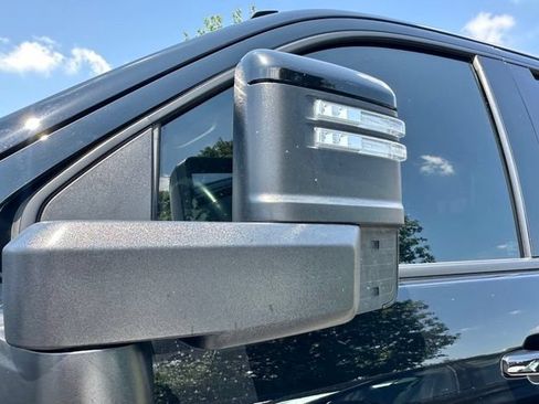Used 2024 Chevrolet Silverado 3500 High Country w/ Technology Package AWD/4WD image 13