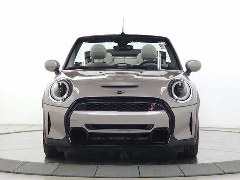 Used 2023 MINI Cooper S w/ Signature Upholstery Package image 2