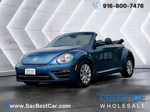 Used 2017 Volkswagen Beetle 1.8T S FWD image 1