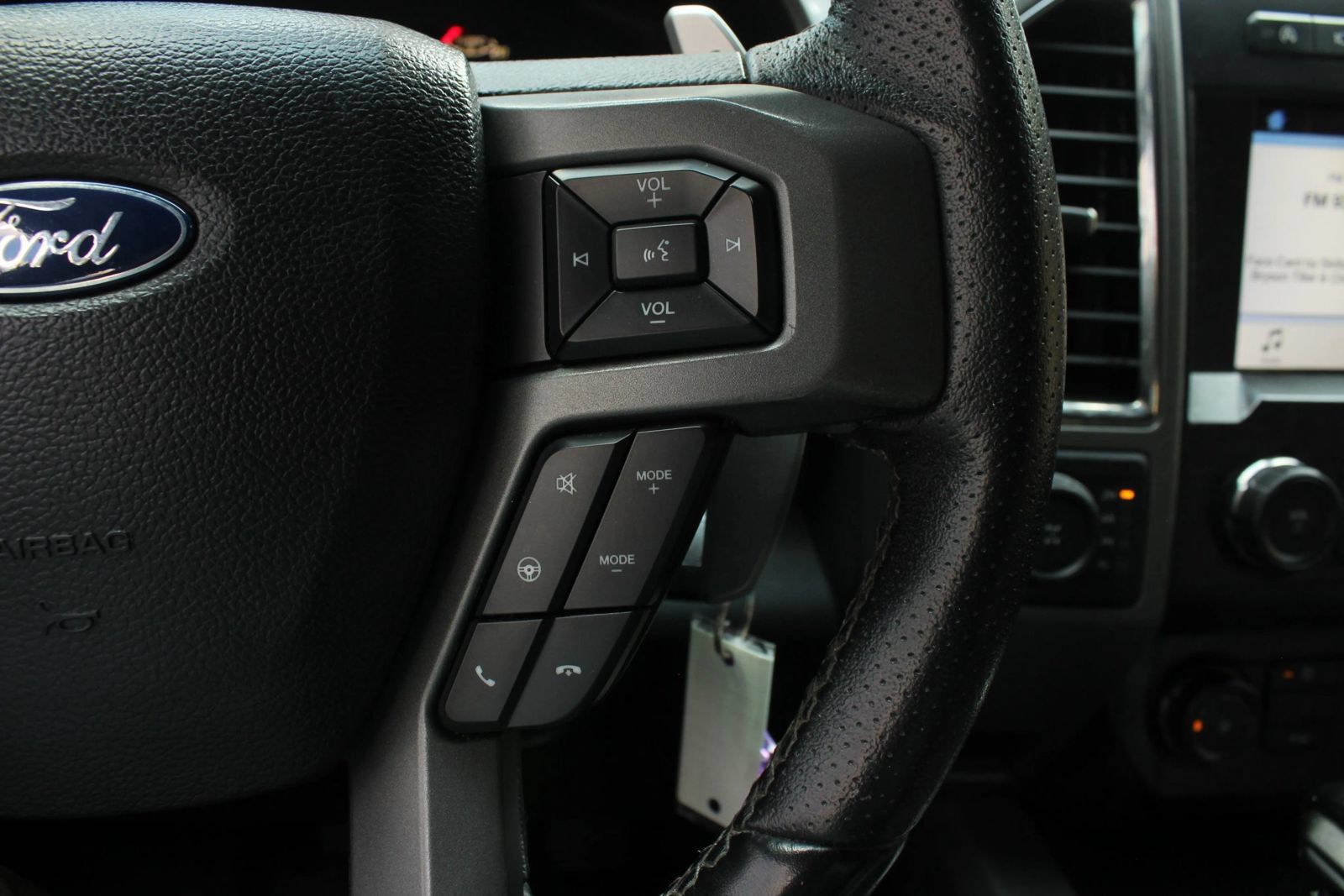 Used 2019 Ford F150 Raptor w/ Equipment Group 801A Mid AWD/4WD image 26