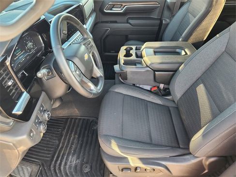 Used 2023 Chevrolet Silverado 1500 LT image 13