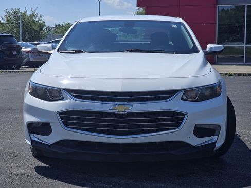 Used 2018 Chevrolet Malibu LT w/ Sport Package FWD image 8