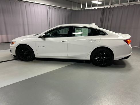 Used 2024 Chevrolet Malibu LT w/ Sport Edition image 4