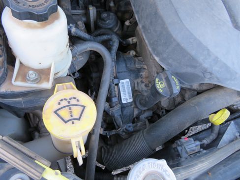 Used 2013 Chrysler Town & Country Touring image 34