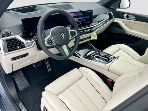 New 2026 BMW X7 xDrive40i image 9