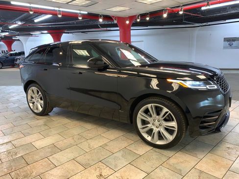 Used 2020 Land Rover Range Rover Velar R-Dynamic HSE image 8